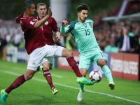 开云体育入口-拉脱维亚队击败对手进入淘汰赛阶段