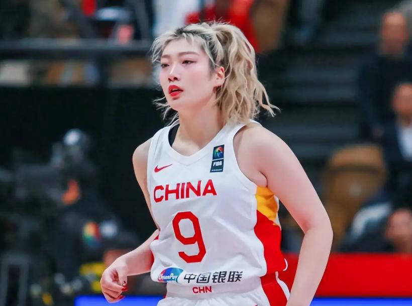 开云体育-大秀绝技，看球员如何施展个人魅力