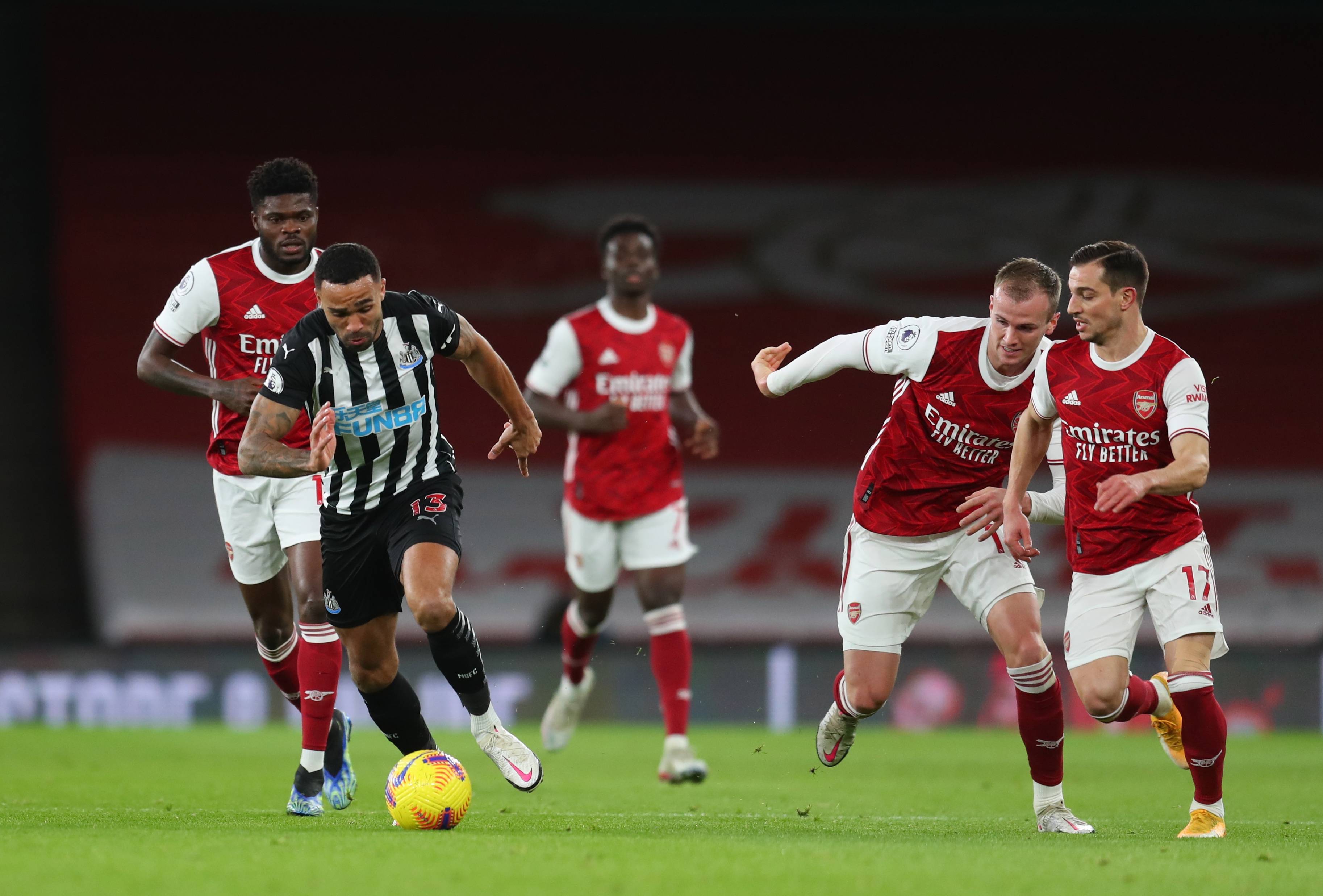 阿森纳主帅展示战术智慧，助球队获胜的简单介绍