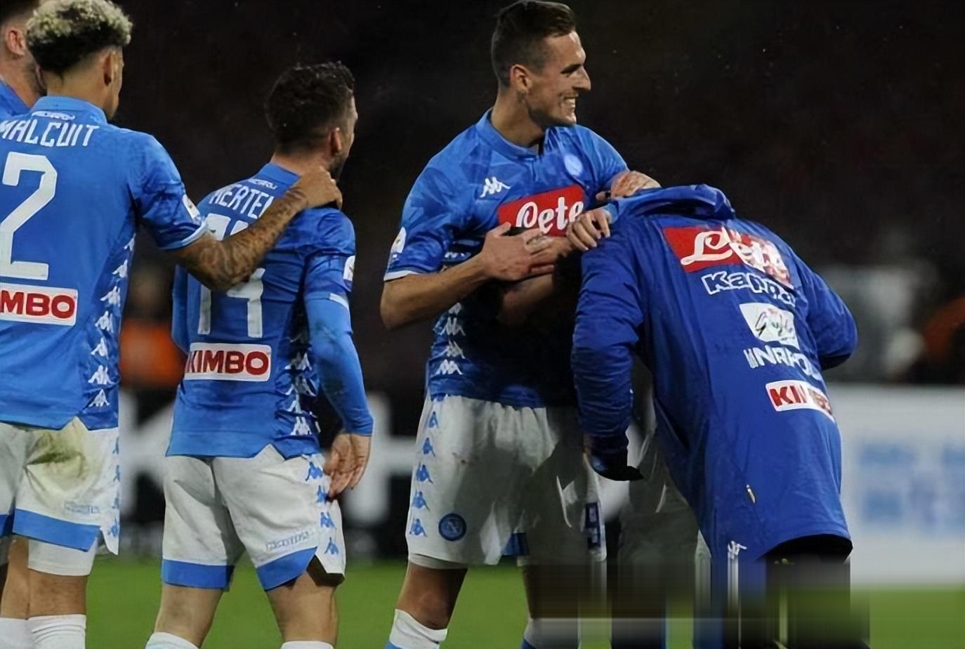 关于那不勒斯大胜切沃，保持联赛第三的信息