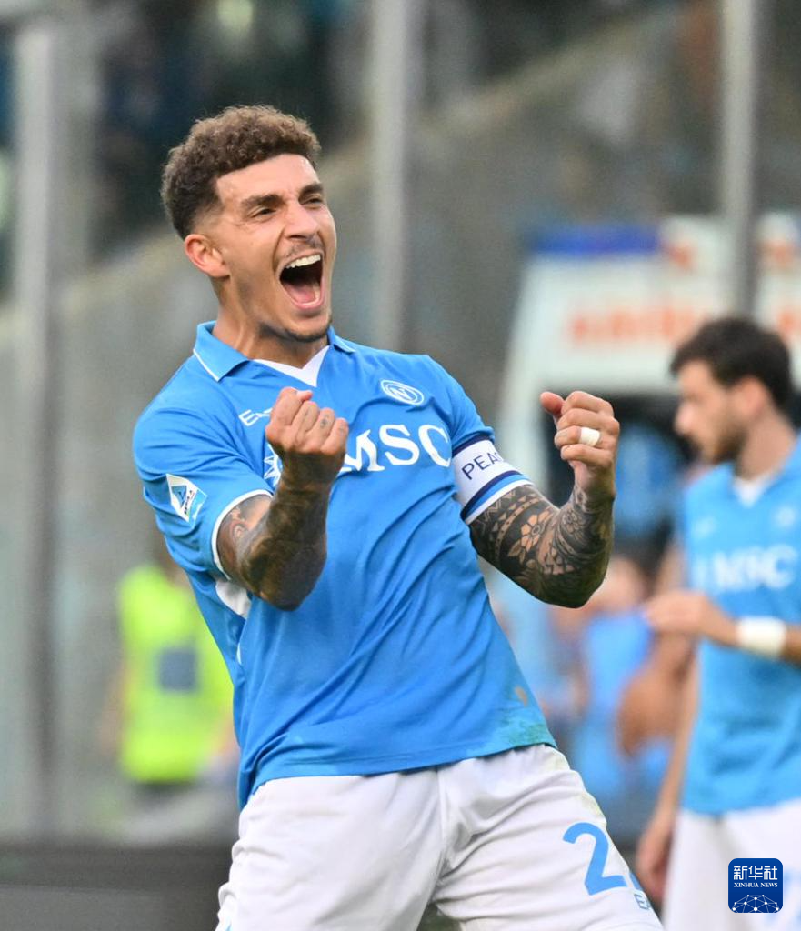 关于那不勒斯大胜切沃，保持联赛第三的信息