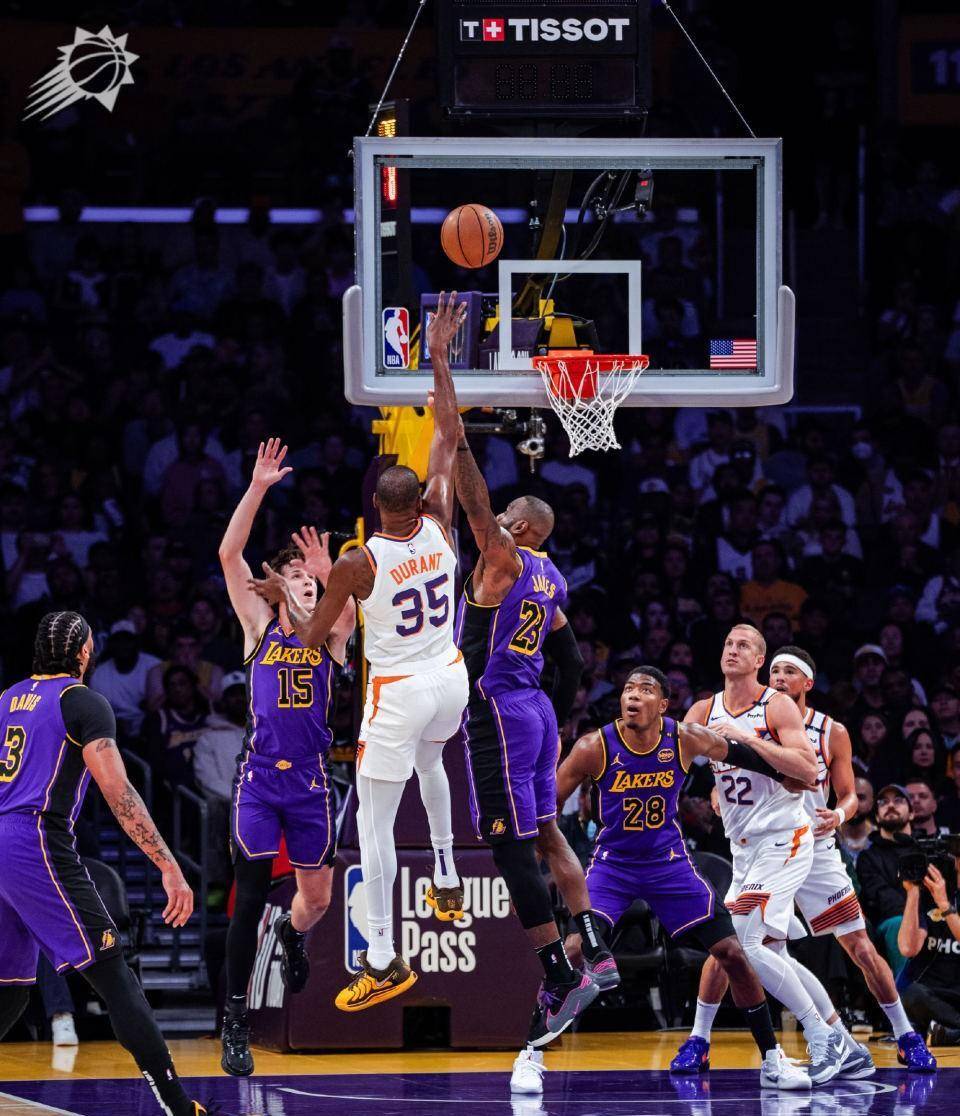 关于湖人逆转开拓者,英格拉姆压哨绝杀斩获6连胜。的信息 关于湖人逆转开拓者,英格拉姆压哨绝杀斩获6连胜。的信息