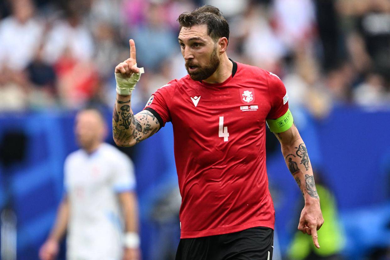 欧预赛:捷克击败蒙特内哥罗,稳固小组第二位置 欧预赛:捷克击败蒙特内哥罗,稳固小组第二位置