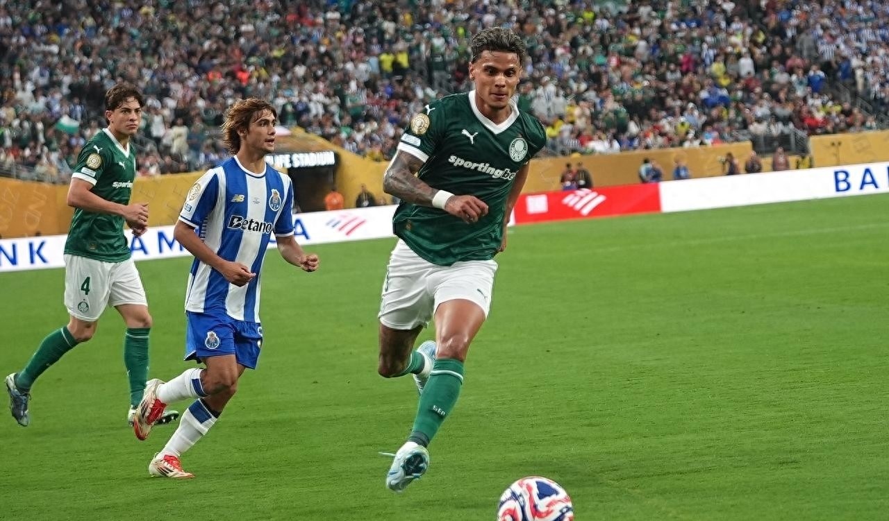 南美球队挑战亚洲强敌，追寻足球荣誉