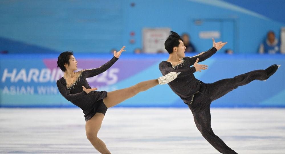 花样滑冰双人自由滑:俄罗斯组合获得最高分 花样滑冰双人自由滑:俄罗斯组合获得最高分